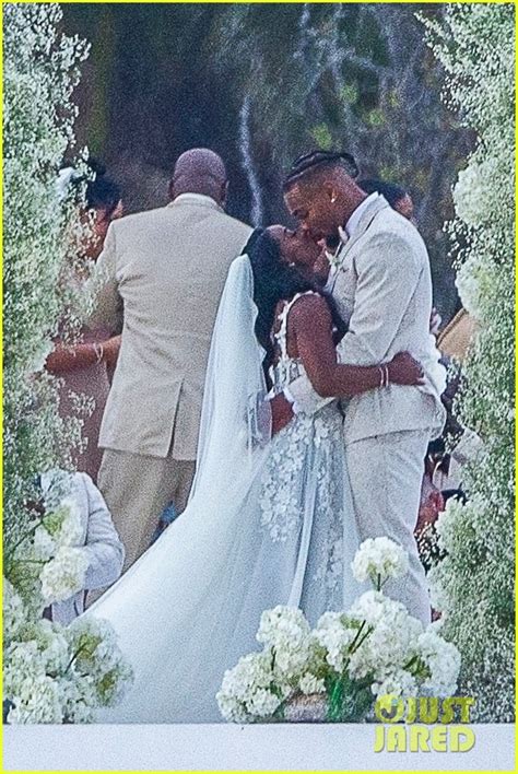 Full Sized Photo Of Simone Biles Jonathan Owens Wedding 01 Simone