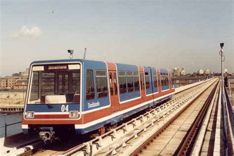 Building An Urban Railway 30 Years Of The Dlr