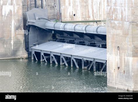 hydroelectric power station Stock Photo - Alamy
