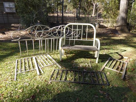 Lot 22 Garden Bench And Rails For Trellis Norcal Online Estate