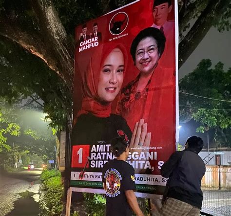 Caleg Wajib Sematkan Foto Ganjar Mahfud Radar Malang