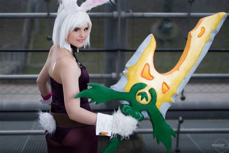 Battle Bunny Riven Cosplay - League of Legends by EvansSora.deviantart.com on @DeviantArt ...