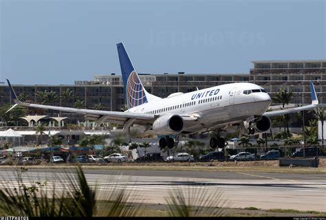 N Boeing United Airlines William Vignes Jetphotos