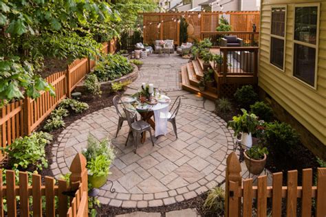 10 Low Maintenance Backyard Ideas