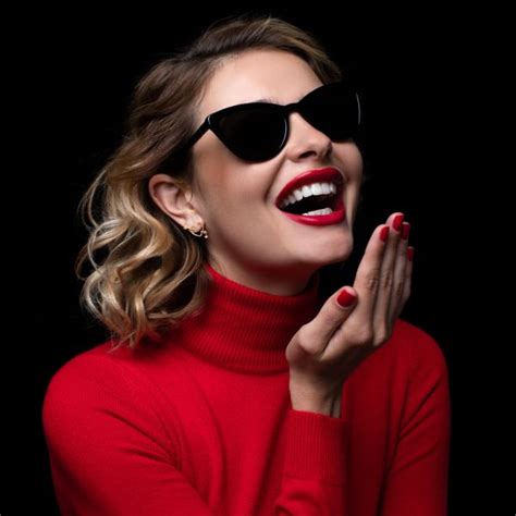 Boucle D Oreille La Brune Et La Blonde En Plein Coeur Or Jaune Diamant Lepage