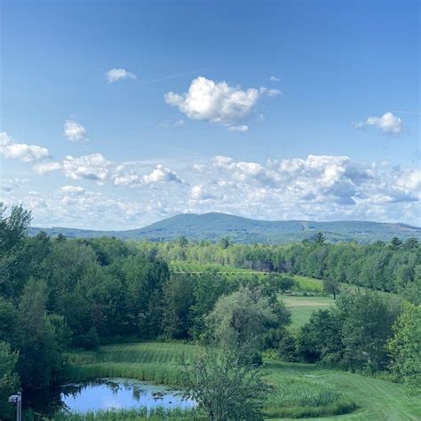 Cellardoor Winery At The Vineyard Lincolnville Me