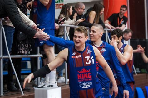 Energa Basket Liga Wietna Druga Po Owa I Efektowna Wygrana Kinga