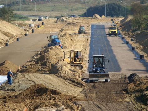 Construcción de carreteras Cómo se construyen y materiales Cemix