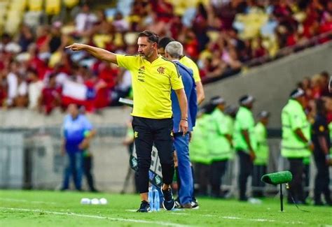 Vítor Pereira nega saída do Flamengo Trabalho está no início SBT