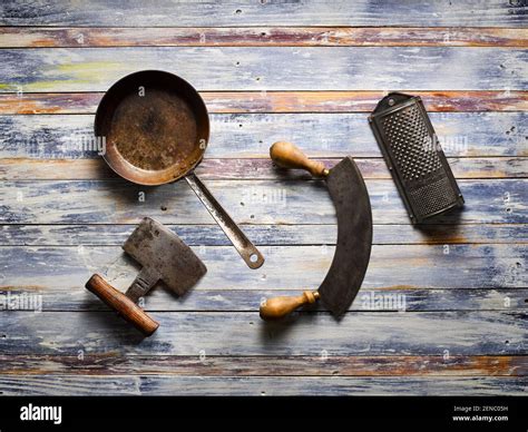 Utensili Da Cucina Antichi Immagini E Fotografie Stock Ad Alta