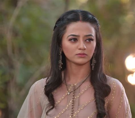 Pin On Riansh Beautiful Dress Designs Beautiful Dresses Helly Shah