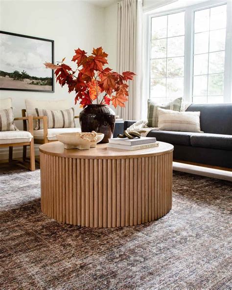 24 Wood Drum Coffee Table Setups To Anchor Your Space