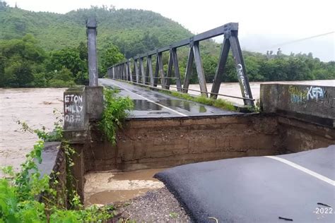 Curah Hujan Tinggi Jembatan Kapsali Di Amfoang Barat Daya Kabupaten