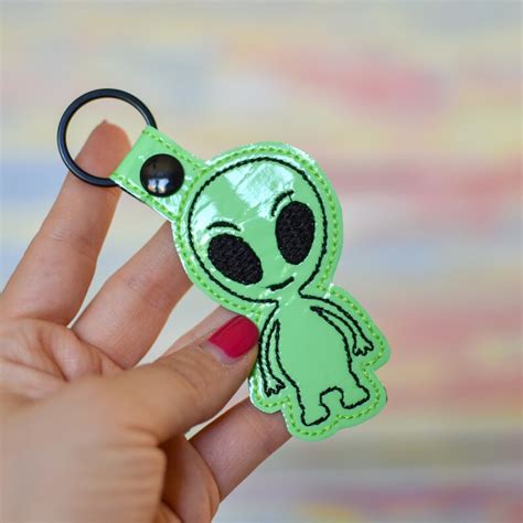 Alien Keychain Etsy