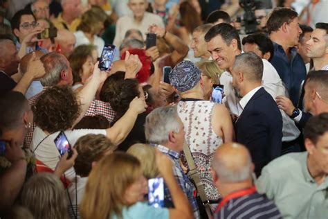 Sánchez abarrota en Lugo y pronostica una victoria La Galicia