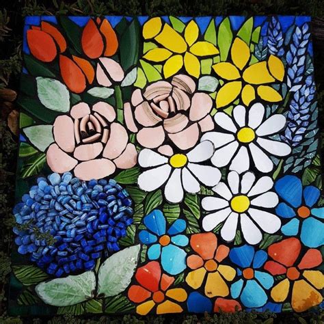 Pin By Lisa Rass On Mosaics In Mosaic Art Projects Mosaic Art