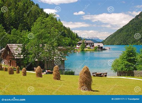 Meer Weissensee Carinthia Oostenrijk Stock Afbeelding Image Of