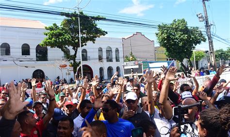 Acaba transtorno para a população do Grande Recife Greve de motoristas