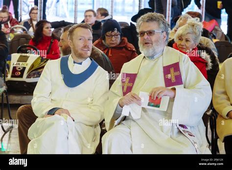 Erfurt Germany 31st Mar 2023 Pastor Klaus Zebe L Sits Next To His