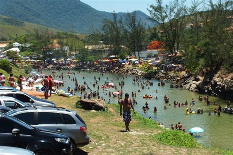 Maricá Praias lotadas no primeiro dia do ano novo Maricá Info