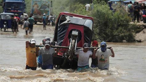 Hasta El Momento Fallecidos Y Miles De Damnificados Por Yaku