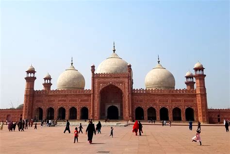 Badshahi Mosque – Lahore, Pakistan – TAYONTHEMOVE