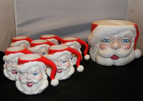 Vintage Handpainted Ceramic Winking Santa Claus Holiday Punch Bowl 7