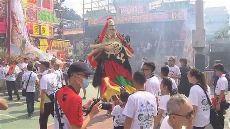 【太平清醮】長洲復辦飄色巡遊及搶包山 三幅巨型包山畫成新打卡點 無綫新聞tvb News