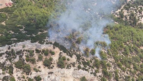 Manisa nın Kula ilçesinde orman yangını çıktı