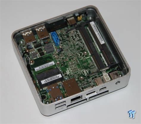 Intel NUC Kit D54250WYK Review Big Things Come In Small Packages