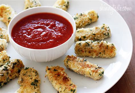 Palitos De Mozzarella Rebozados Hechos Al Horno