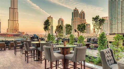 Top 10 Burj Khalifa Restaurants in 2021 - Arabia Horizons Blog