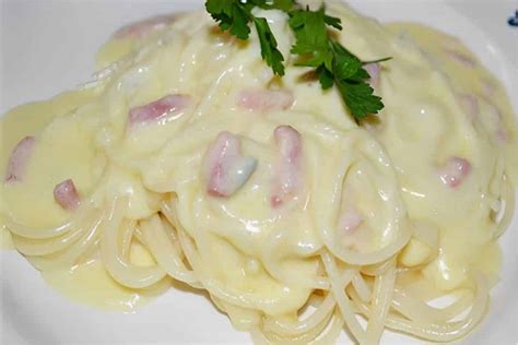 Macarrão Ao Molho Branco Na Panela De Pressão Delicioso E Fica Pronto Em 10 Minutos