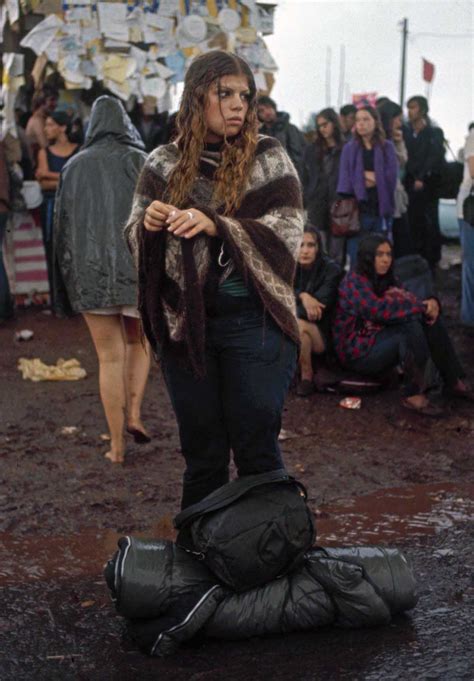 Stunning Photos Depicting The Rebellious Fashion At Woodstock 1969