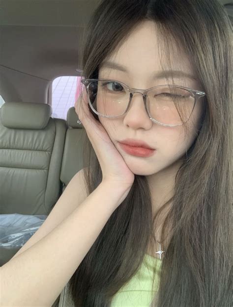 𝑆𝑎𝑣𝑒 𝐹𝑜𝑙𝑙𝑜𝑤 𝑚𝑒• ︎ Ulzzang Glasses Beautiful Girl Makeup Korean Glasses