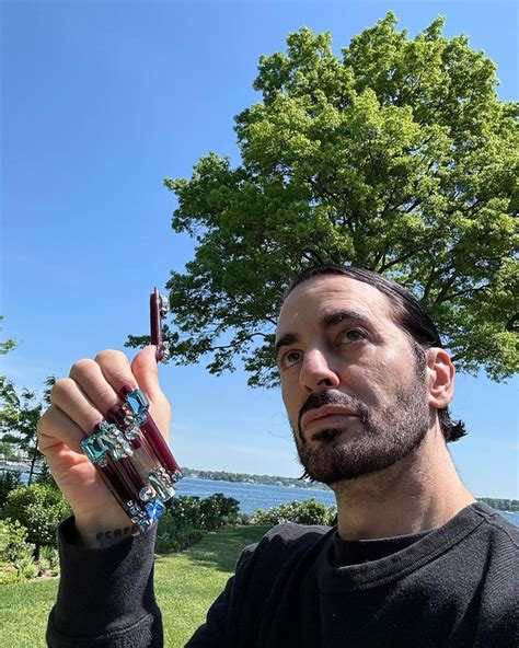 Marc Jacobs Is Everyone’s Nail Inspiration