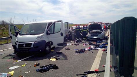 Teribil accident în lanț pe autostrada vestului Trei persoane au murit