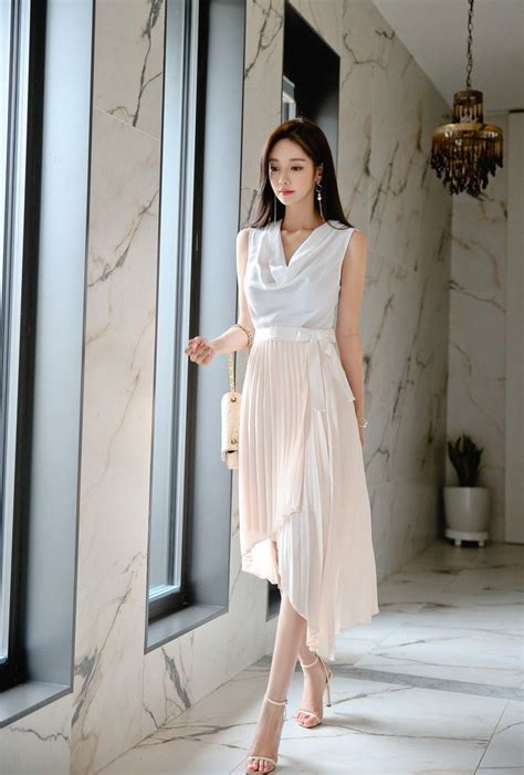 Ghim Của Giles Lee Trên Yoon Joo Skirt Trang Phục Hợp Thời Trang