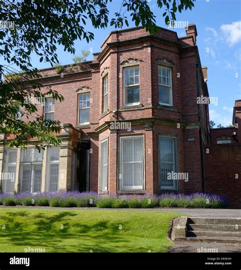 dudley mbc council offices  studley court mary stevens