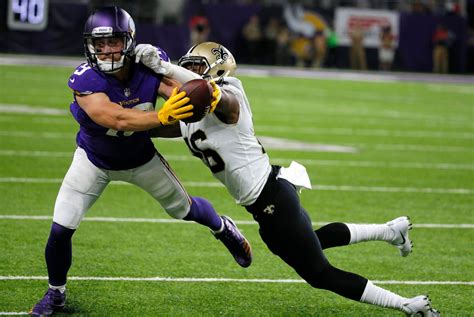 Minnesota Vikings Vs New Orleans Saints Divisional Playoff Game