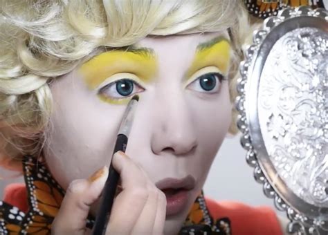 Effie Trinket Erfly Makeup Tutorial - Mugeek Vidalondon