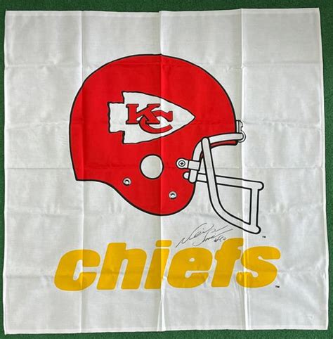 Neil Smith Signed Kansas City Chiefs Table Cloth