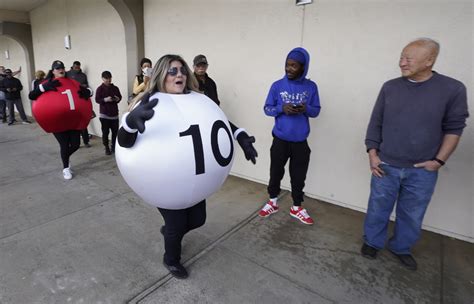 Winning Numbers For 2 04B Powerball Drawn After Delay The National