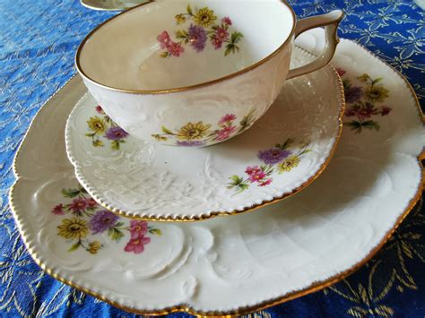 Rosenthal Sanssouci Elfenbein Kaffeeservice mit Goldrand für 6 Pers