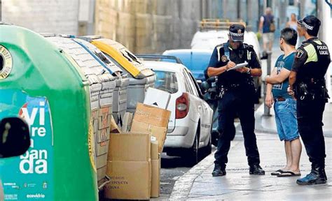 Euros De Multa Por Tirar La Basura Fuera Del Horario Permitido La