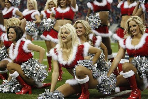 40 Photos Of Cheerleaders In Sexy Santa Suits Sfw Fantasy Football Fantasy Football