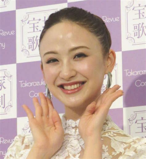 元宝塚花組トップ娘役の星風まどか「さらに深く成長」名作ミュージカル出演に意欲 芸能 日刊スポーツ