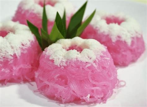 Resep Kue Putu Ayu Legendaris Yang Lembut Dan Enak