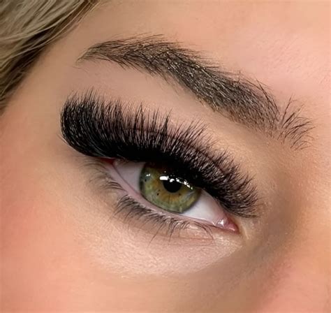 Mega Volume Lash Extensions Great Way To Achieve Bold And Dramatic Look