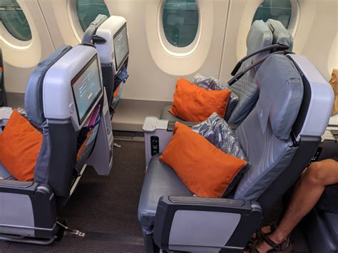 Singapore Airlines Premium Economy Review Nerdwallet